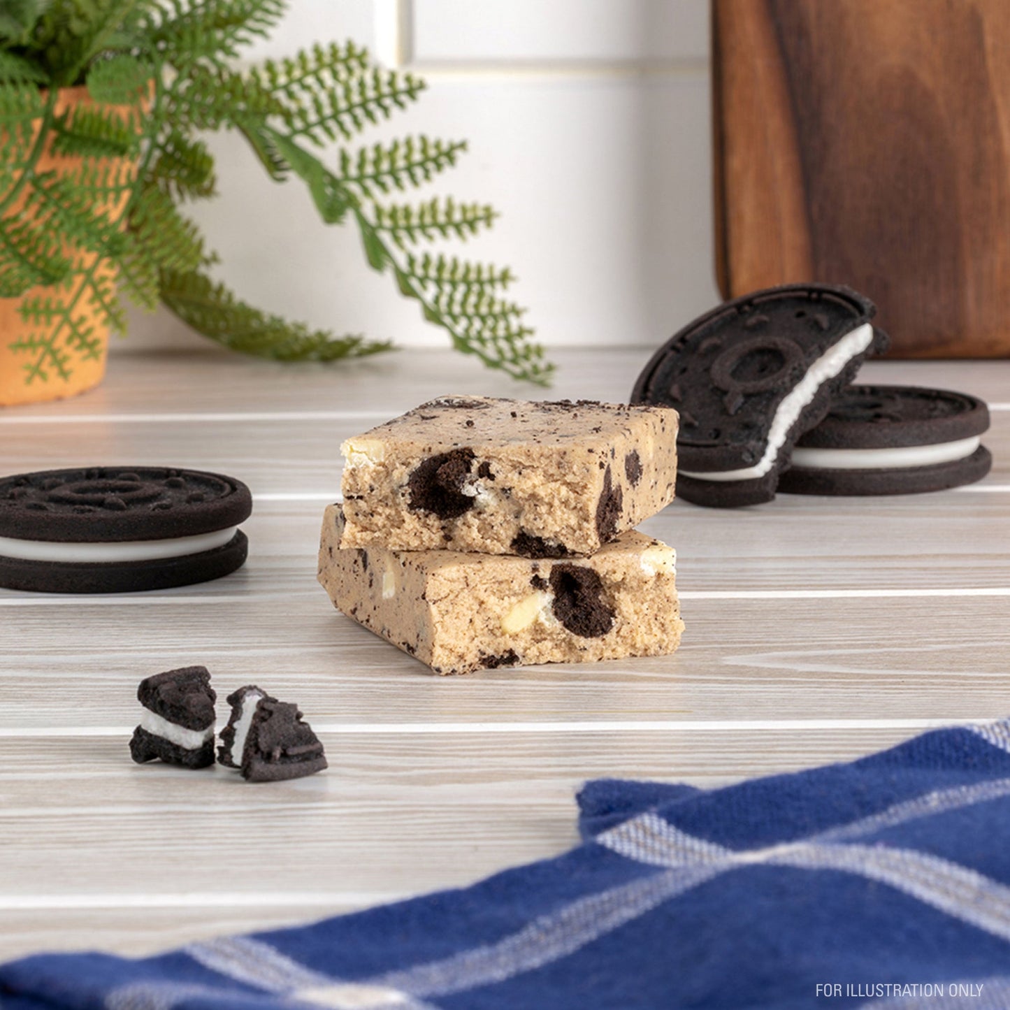 cookies-and-cream-protein-bars-y9 15807_QN_USA_ProteinBar_CAC_InterimAssetUpdate_Digital_Tabletop1.jpg