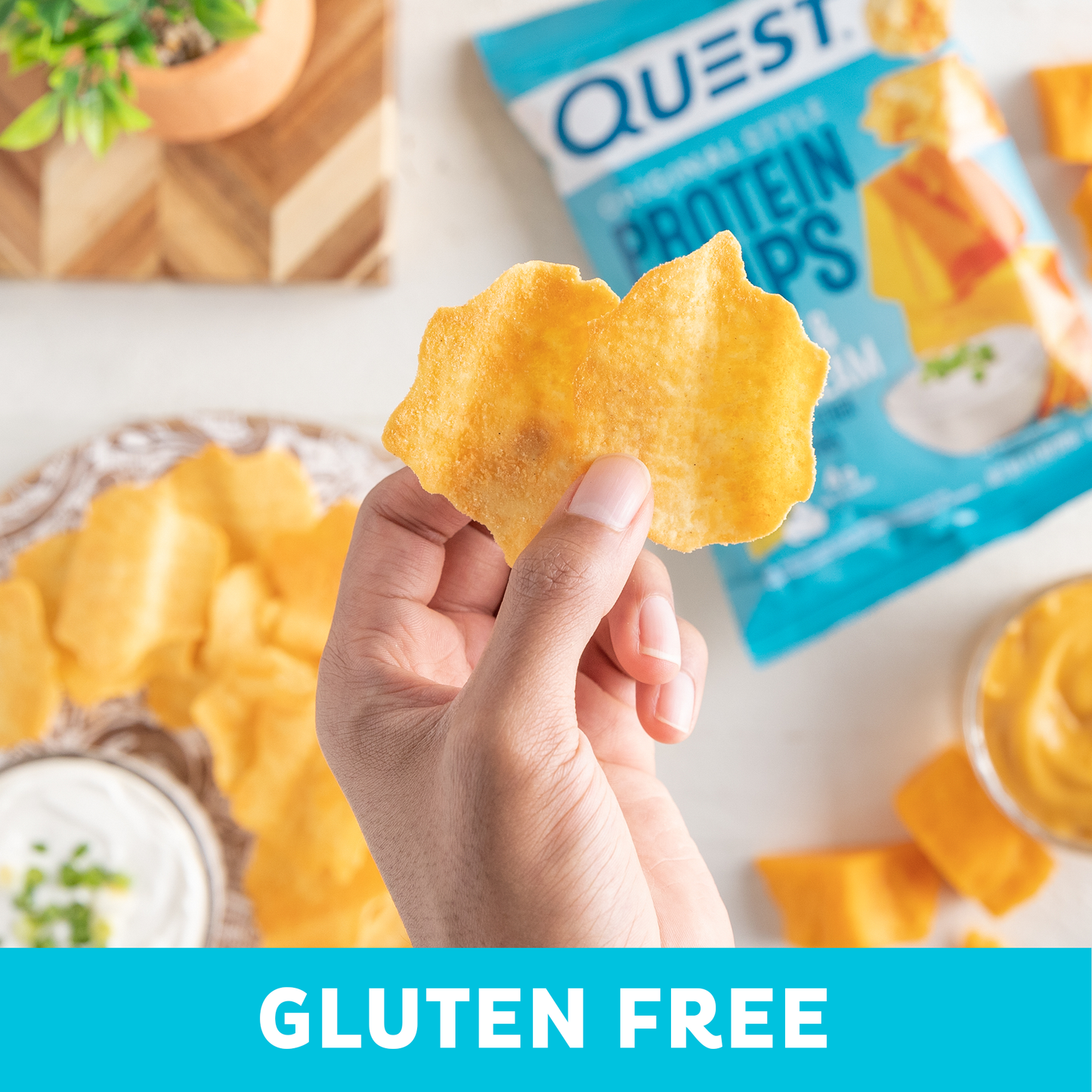 cheddar-and-sour-cream-original-style-protein-chips-r4 qst-000296_cheddar-_-sour-cream-original-style-protein-chips_7.2.png